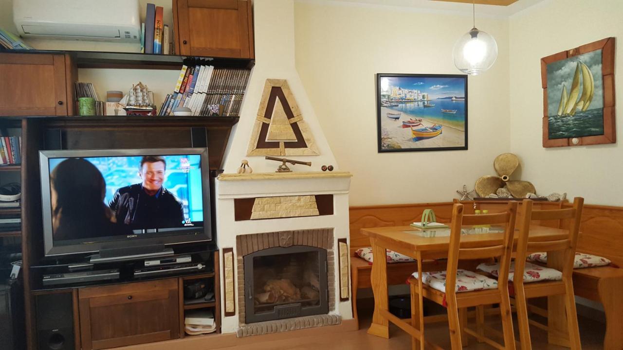 Semi-Detached Adosado Con Encanto -130 M2 - Wifi 600 Mb - Piscina Comunitaria - Patio Privado Torremolinos Esterno foto